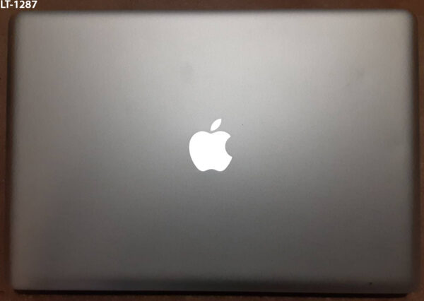 (LT-1287)-MacBook Pro A1286 (8,2) / 15.4 in. / Intel i7 / 4GB RAM / 320GB HDD (IMPERFECT) - Image 2