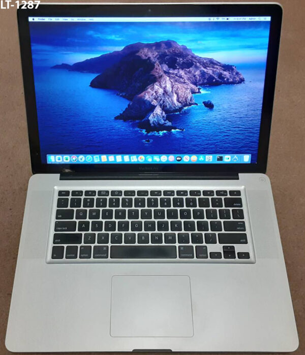(LT-1287)-MacBook Pro A1286 (8,2) / 15.4 in. / Intel i7 / 4GB RAM / 320GB HDD (IMPERFECT)