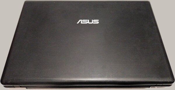 (LT-1095)-Asus X55U / 15.6 in. / AMD C-70 / 4GB RAM / 320GB HDD - Image 3