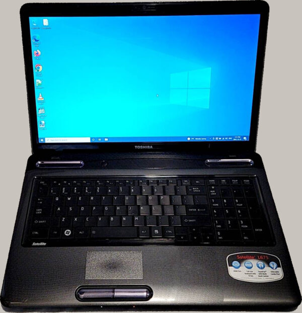 (LT-1236)-Toshiba Satellite L675 / 17.3 in. / Intel i3 / 6GB RAM / 500GB HDD - Image 2