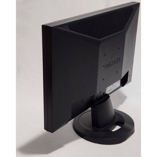 (MTR-508)-Samsung 920NW 19-Inch LCD Monitor - Image 2